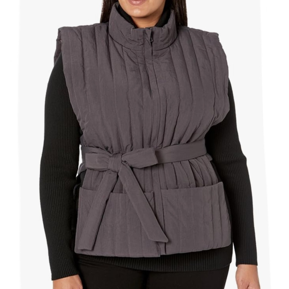 Refinity Gray Quilted Vest with Belt